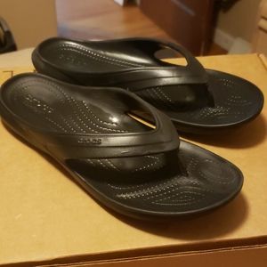 Crocs Iconic Comfort flip flops